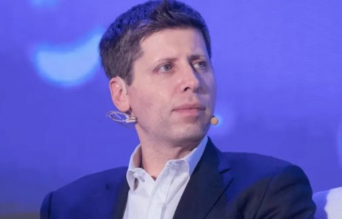 OpenAI CEO 奥特曼：大学读四年是浪费，两年就够了