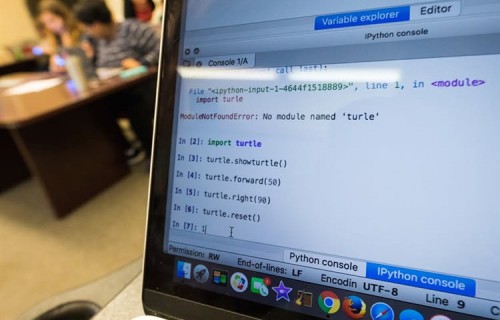 刚刚，Reddit最大开源社区全面封杀AI！Linux和Python被除名
