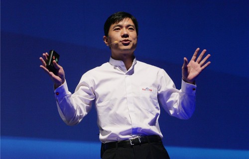 百度李彦宏：目标让文心回到第一梯队
