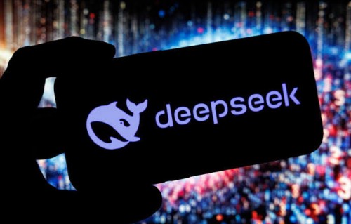 夯爆！DeepSeek又拿下全球第一
