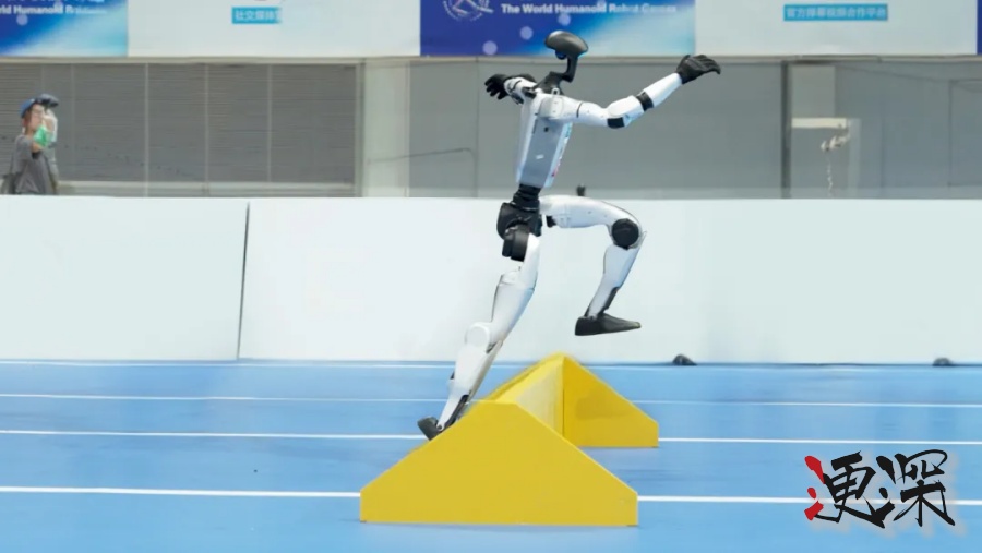 全自主无遥控,这个百米“飞人”怎么做到的?-2.jpg 全自主无遥控,这个百米“飞人”怎么做到的?-2.jpg